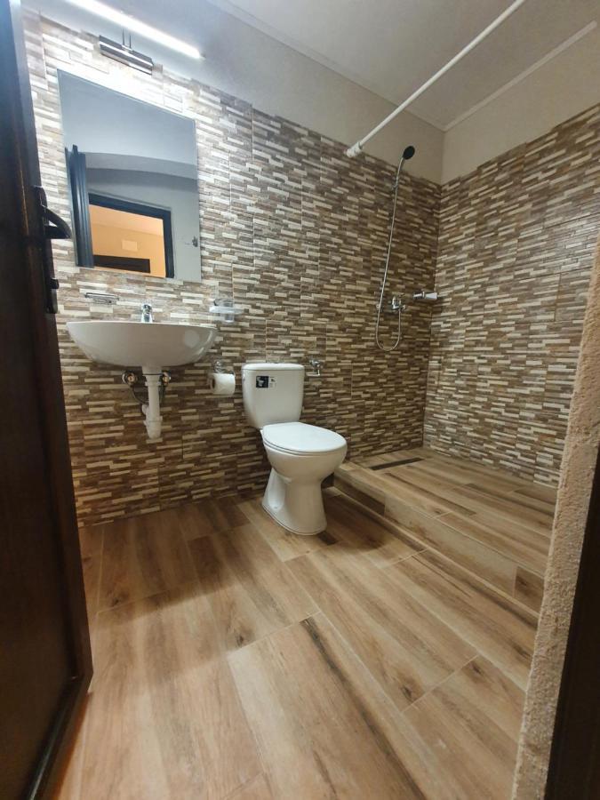 La Babusca Hotel Două Mai Стая снимка