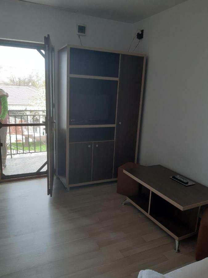 La Babusca Hotel Două Mai Екстериор снимка
